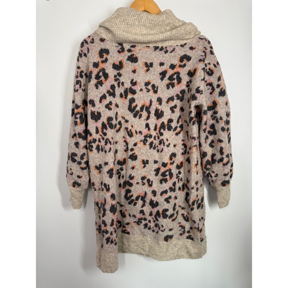 Anthropologie Emmy Cowl Neck Tunic Sweater Leopard Print Beige Pink Orange Sz M - Picture 8 of 10